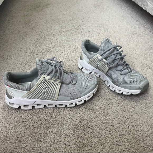 Women’s On Cloudswift Running Shoes - Picture 3 of 4